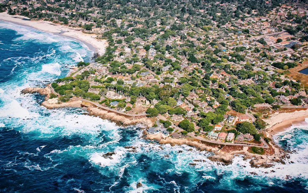 Homes along the Carmel coastline